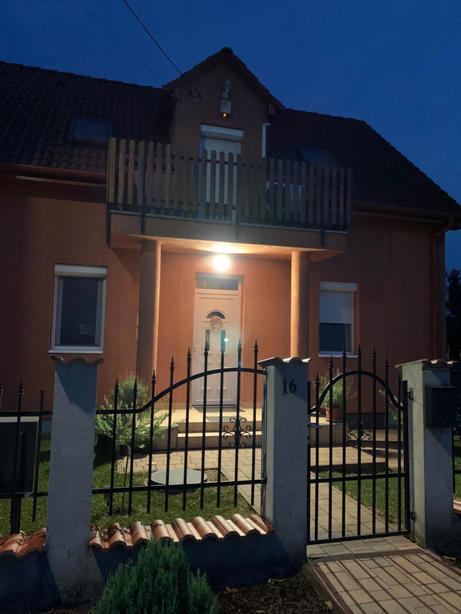 Feher Orchidea Apartman Egerszalók Exterior foto
